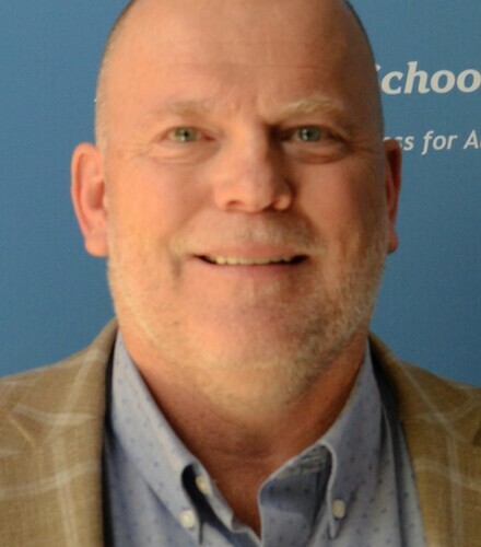 Photo of Dr. Jeff Thompson